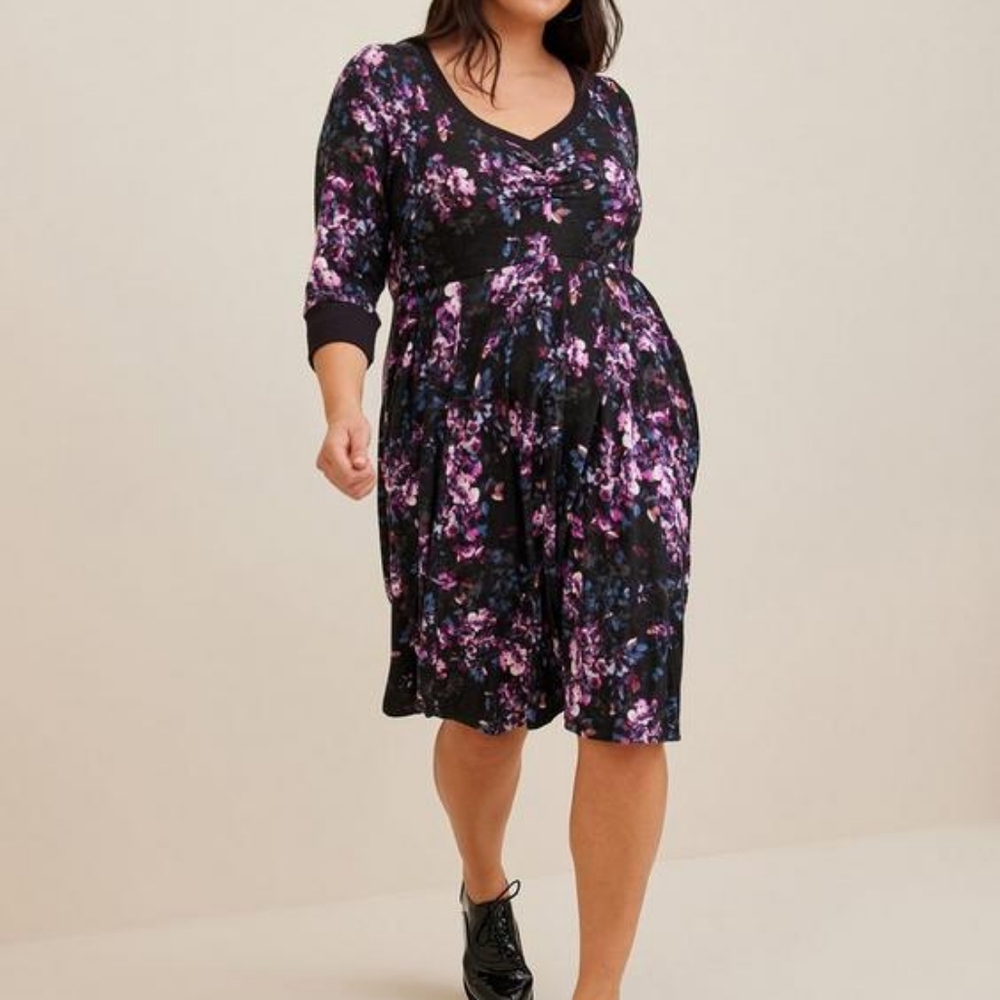 Torrid Mini Supersoft Push V-Neck Skater‎ Dress NWT size 1